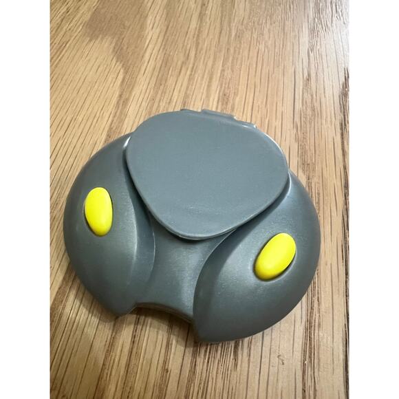 McDonalds ESPN Tony Hawk Skateboard Game Happy Meal Toy 2004 NEW - Picture 2 of 3